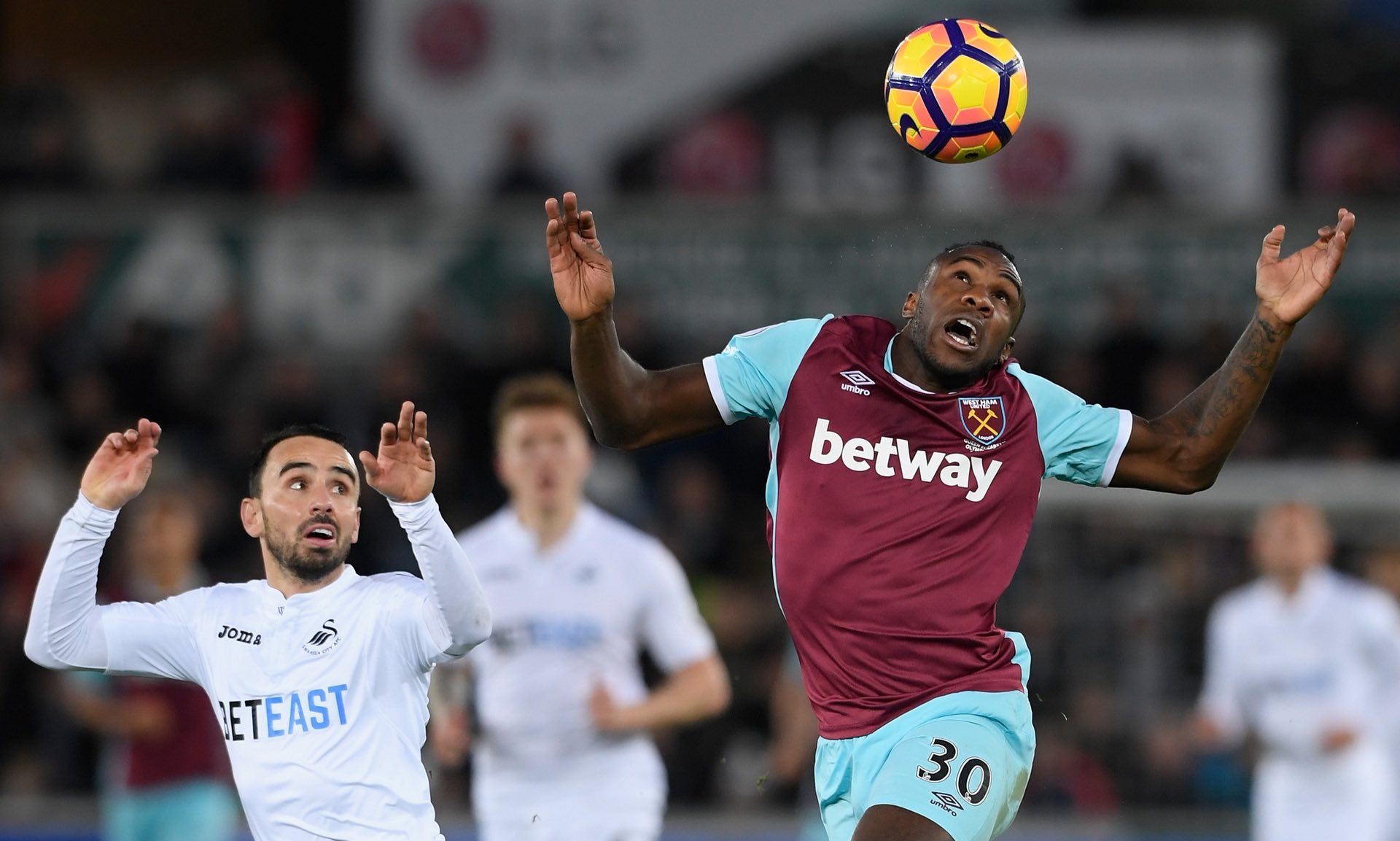 德天空：拜仁方面认为维尔茨想加盟他们，薪资要求不会是问题.