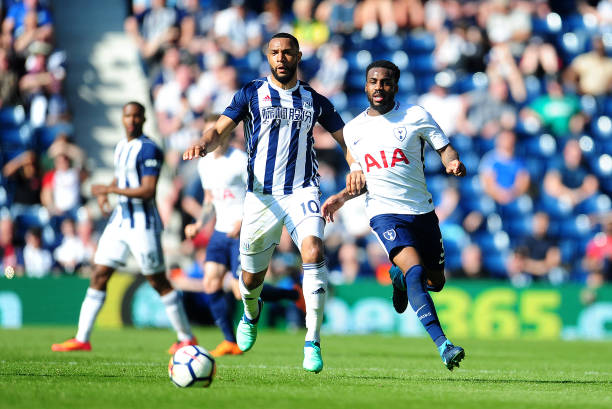 致以哀悼，一个苏格兰家庭在若塔母队费雷拉主场献花.